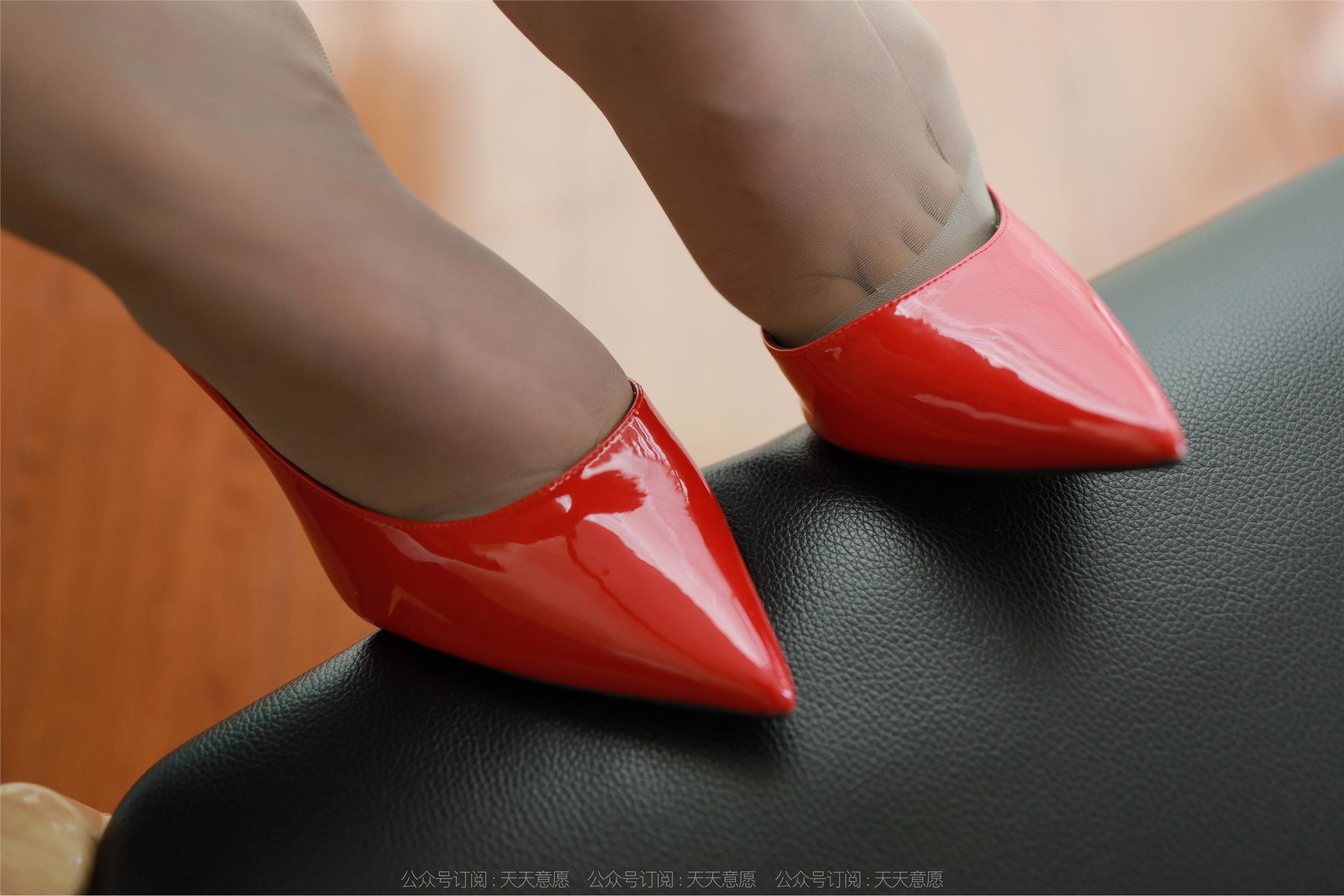 IESS异思趣向  2022.09.23 丝享家 1216 秋秋《办公桌的故事》